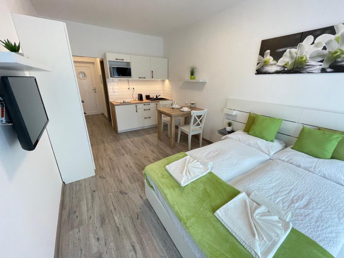 Siesta Apartman Balatonbereny Exterior photo