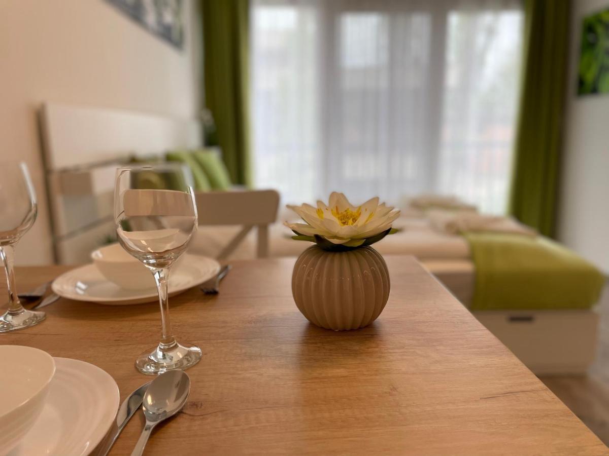 Siesta Apartman Balatonbereny Exterior photo