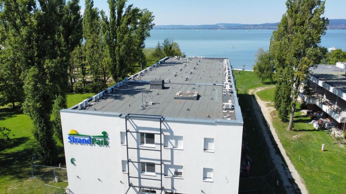 Siesta Apartman Balatonbereny Exterior photo